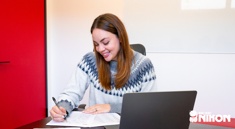 Your dedicated Study Trip advisor, Crystal, is here to ensure a seamless and effortless journey for you.